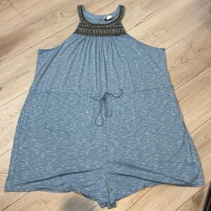 NWOT size 3X VENUS light heathered blue shorts romper